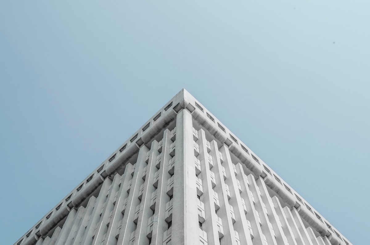 九游会在线-重庆马拉松,一选手比赛途中突发疾病去世